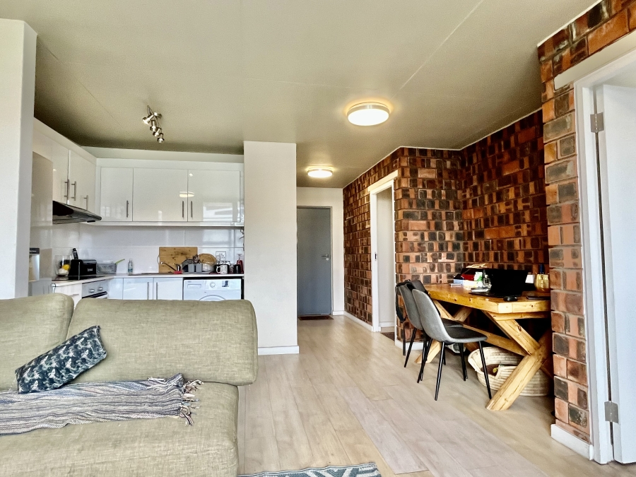 2 Bedroom Property for Sale in Observatory Western Cape